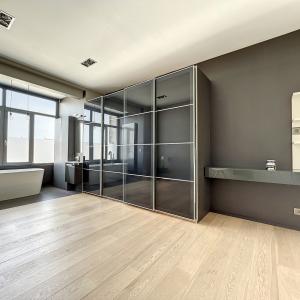 Place Albert: Bel appartement rénové 1chambre + bureau 