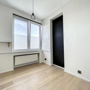 Place Albert: Bel appartement rénové 1chambre + bureau 