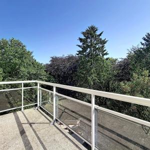 Fort Jaco : Bel appartement dernier étage rénové + terrasse