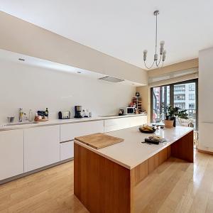 Brugmann Court : Superbe appartement + terrasse + parking