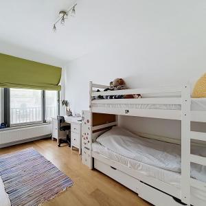 Brugmann Court : Superbe appartement + terrasse + parking