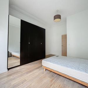 DANSAERT/ST CATHERINE - Superbe appartement 2ch meublé