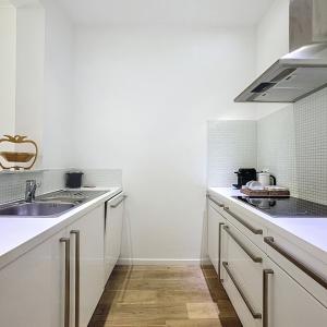 DANSAERT/ST CATHERINE - Superbe appartement 2ch meublé
