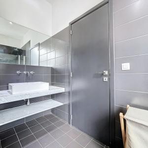 DANSAERT/ST CATHERINE - Superbe appartement 2ch meublé