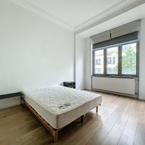 DANSAERT/ST CATHERINE - Superbe appartement 2ch meublé