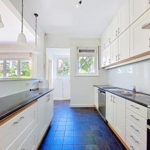 De Fré/Wolvendael : Charmante maison 3 façades avec jardin