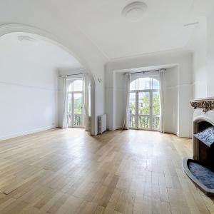 Toison d'Or : Appartement 3 chambres + terrasse