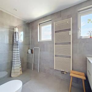 Cavell / Churchill : Bel appartement + terrasse !