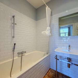 Chatelain : Beau duplex 2 chambres + terrasse ! 
