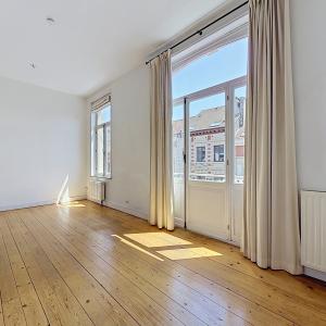 Chatelain : Beau duplex 2 chambres + terrasse ! 