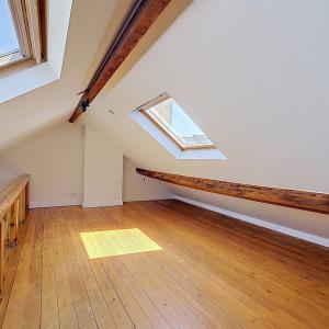 Chatelain : Beau duplex 2 chambres + terrasse ! 