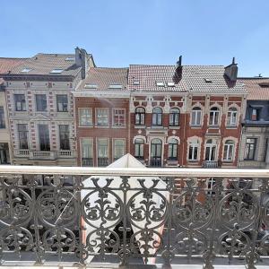 Chatelain : Beau duplex 2 chambres + terrasse ! 