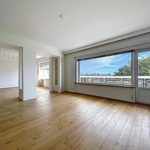 Messidor : Bel appartement rénové 2ch + terrasse + garage