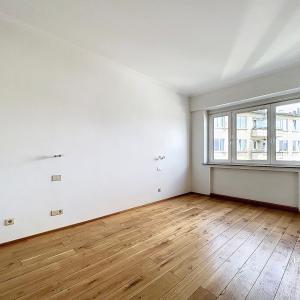 Messidor : Bel appartement rénové 2ch + terrasse + garage