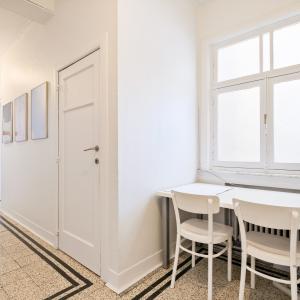 Molière/Guy d'Arrezo  - Bel appartement 2ch + balcons