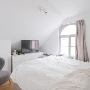 Etangs d'Ixelles : arrière maison 3 ch + cour