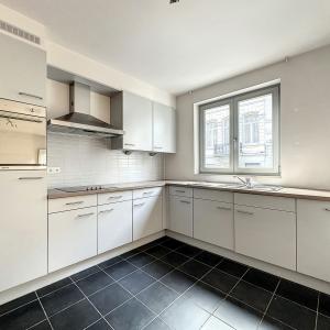 Châtelain : Bel appartement 2 ch. avec terrasse et parking