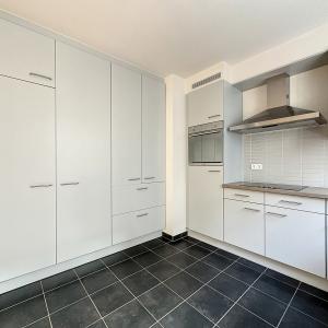 Châtelain : Bel appartement 2 ch. avec terrasse et parking