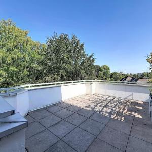 Italie : Bel appartement dernier étage + grandes terrasses