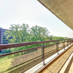 Parc Cherridreux : Bel appartement remis à neuf + terrasse