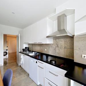 Sq. Vergote : Bel appartement 4 ch + terrasse + pkg