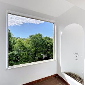Sq. Vergote : Bel appartement 4 ch + terrasse + pkg