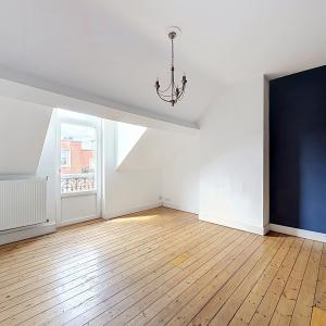 Cottages : Belle maison de caractère + cour !