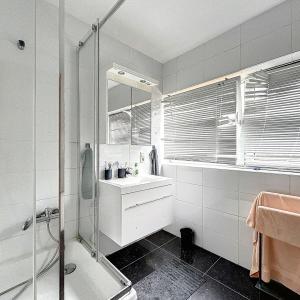 Uccle/Stalle : Jolie maison avec jardin et parking