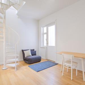 Molière/Guy d'Arrezo  - Bel appartement 2ch + balcons