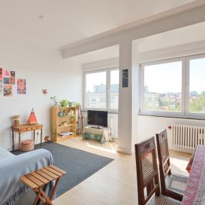 Molière/Guy d'Arrezo  - Bel appartement 2ch + balcons