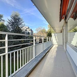 Parc Brugmann : Superbe appartement rénové + terrasses
