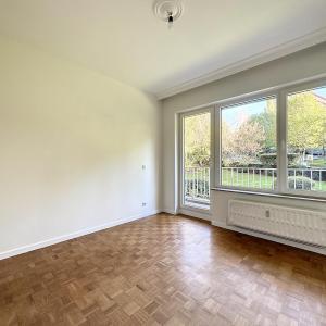 Parc Brugmann : Superbe appartement rénové + terrasses