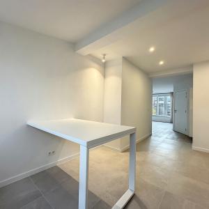 Darwin : Magnifique penthouse remis à neuf + terrasse SO