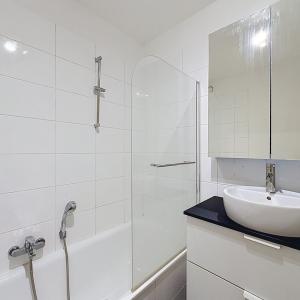 Doyenné / Parvis Saint Pierre : Bel appartement moderne