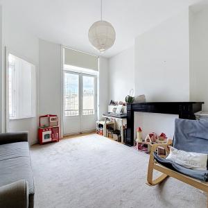 Pl. Brugmann/Lepoutre : Superbe appartement 3 ch. + terrasse