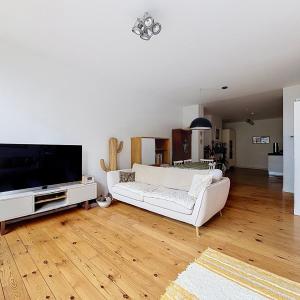 Pl. Brugmann/Lepoutre : Superbe appartement 3 ch. + terrasse