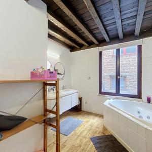 Grand-Place : Maison 5 chambres + terrasse