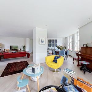 Pl. Stéphanie : Somptueux appartement 3 chambres