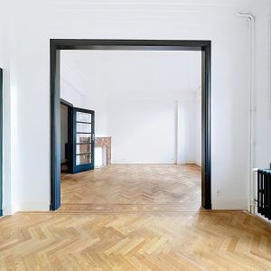 Botanique : Superbe appartement de 2 chambres + balcon
