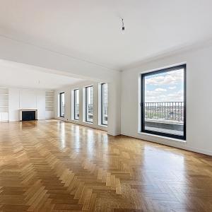 Louise : Prestigieux appartement 3 chambres avec terrasse