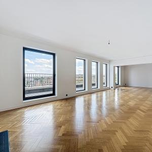Louise : Prestigieux appartement 3 chambres avec terrasse