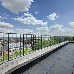 Louise : Prestigieux appartement 3 chambres avec terrasse