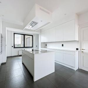 Louise : Prestigieux appartement 3 chambres avec terrasse