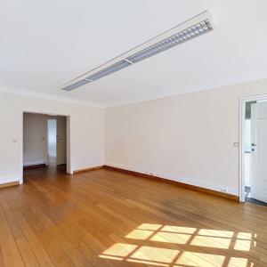 Quartier Royal : Bel espace de bureau