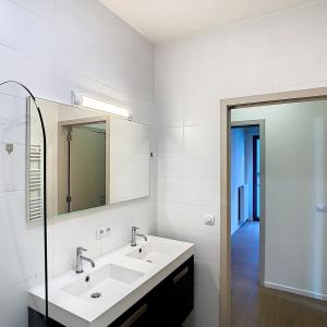 Centre-Ville : Superbe appartement 2 chambres + terrasse 