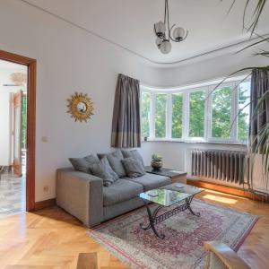 Dieweg - Magnifique maison moderniste avec garage.