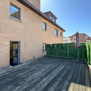 Etangs Mélaerts: magnifique duplex rénové 3 terrasses 