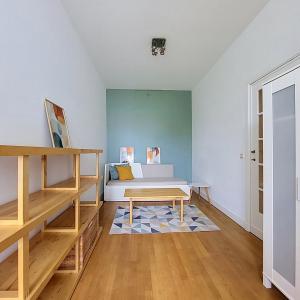 Chatelain : Superbe appartement meublé 2 chambres + terrasse