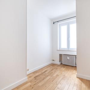 Saint-Gilles/ Châtelain: Bel appartement 2 chambres, bureau 