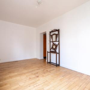 Saint-Gilles/ Châtelain: Bel appartement 2 chambres, bureau 